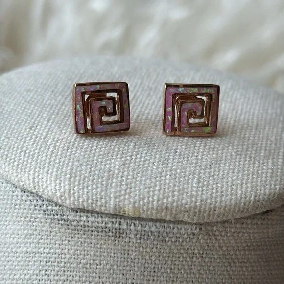 ❌SOLD❌Elegant Grecian-Inspired Pink Opal Set in Rose Gold Over Sterling Silver - Picture 6 of 10